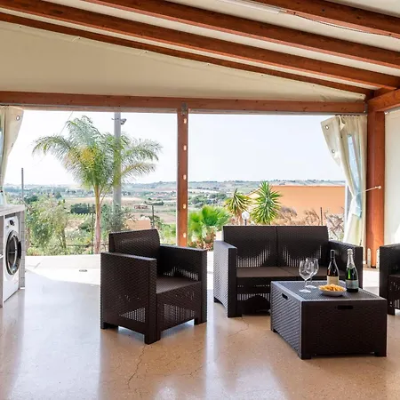 Casa Errante Villa Menfi